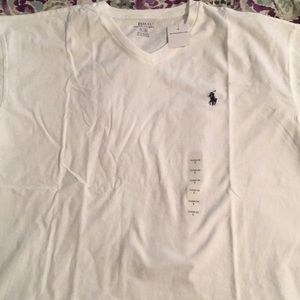 White V-neck T shirt
